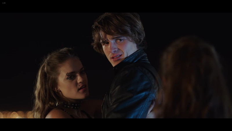 【Netflix】キスから始まるものがたり：キスをエルに邪魔されるノア