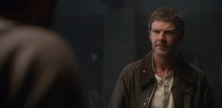 ジューンの父「ジョン（サム・ヘゼルディン）」