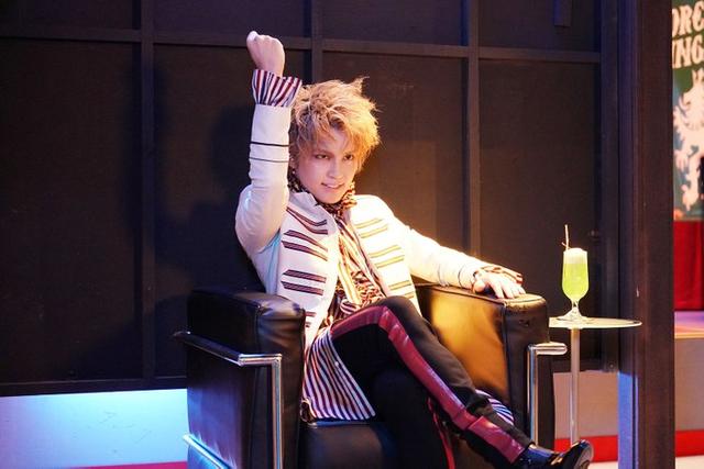 城山小太郎を演じる手越祐也