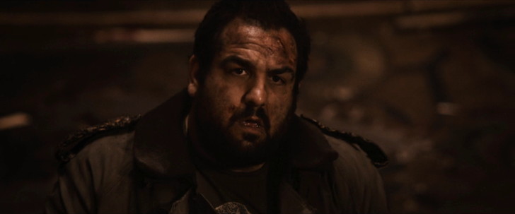 「ザ・ウォーカー」の考察。イーライは盲目か。最後の男は誰か。：彼はカーネギーの方を見つめる