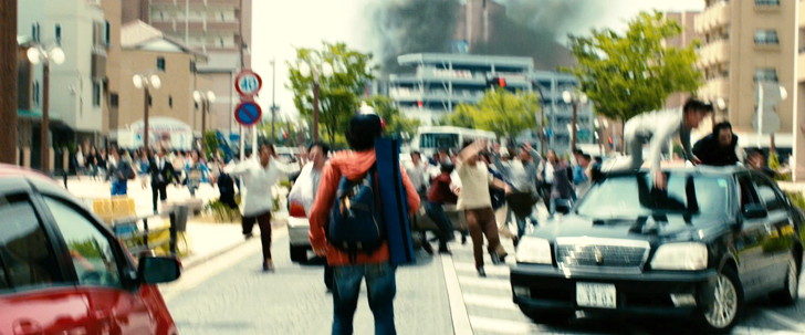 大通りではもっと大変なことに