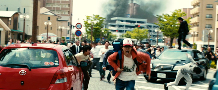 全力で逃げる英雄