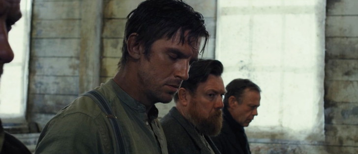 順番に暗唱が始まったので気を落とすトーマス