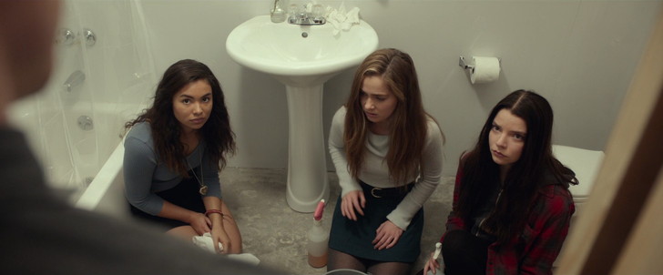 「スプリット」感想と考察：監禁された「ケイシー」「マルシア」「クレア」