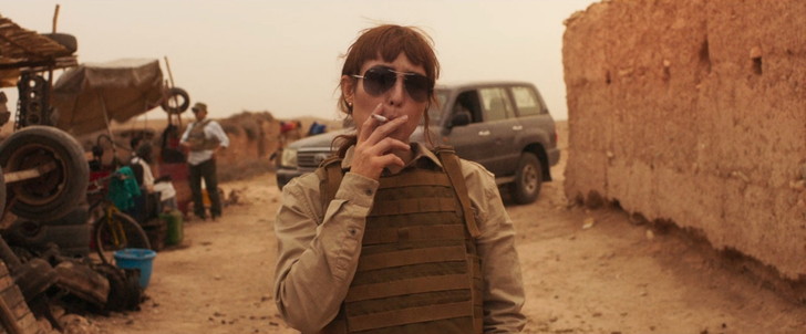 【80点】Netflixオリジナル「クロース 孤独のボディガード」評価と感想：たばこを吸うサム