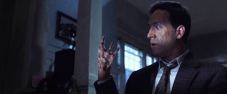 左腕が消え驚くジャック