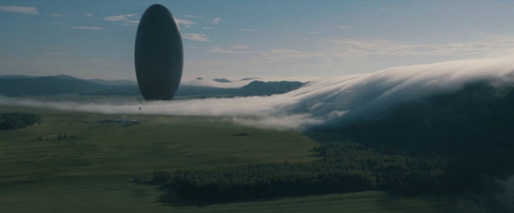 【80点】エイリアンが“ばかうけ”を贈るSF「メッセージ」感想と考察：巨大な「ばかうけ型宇宙船」