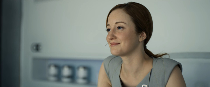 【感想】「オブリビオン」の魅力５個。捨てられた地球を守り続ける男： ヴィクトリア（アンドレア・ライズボロー）