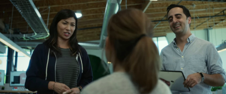 【感想】「ザ・サークル」の魅力５個。両親の性行為がネットに・・・： 積極的に布教活動を行う二人組